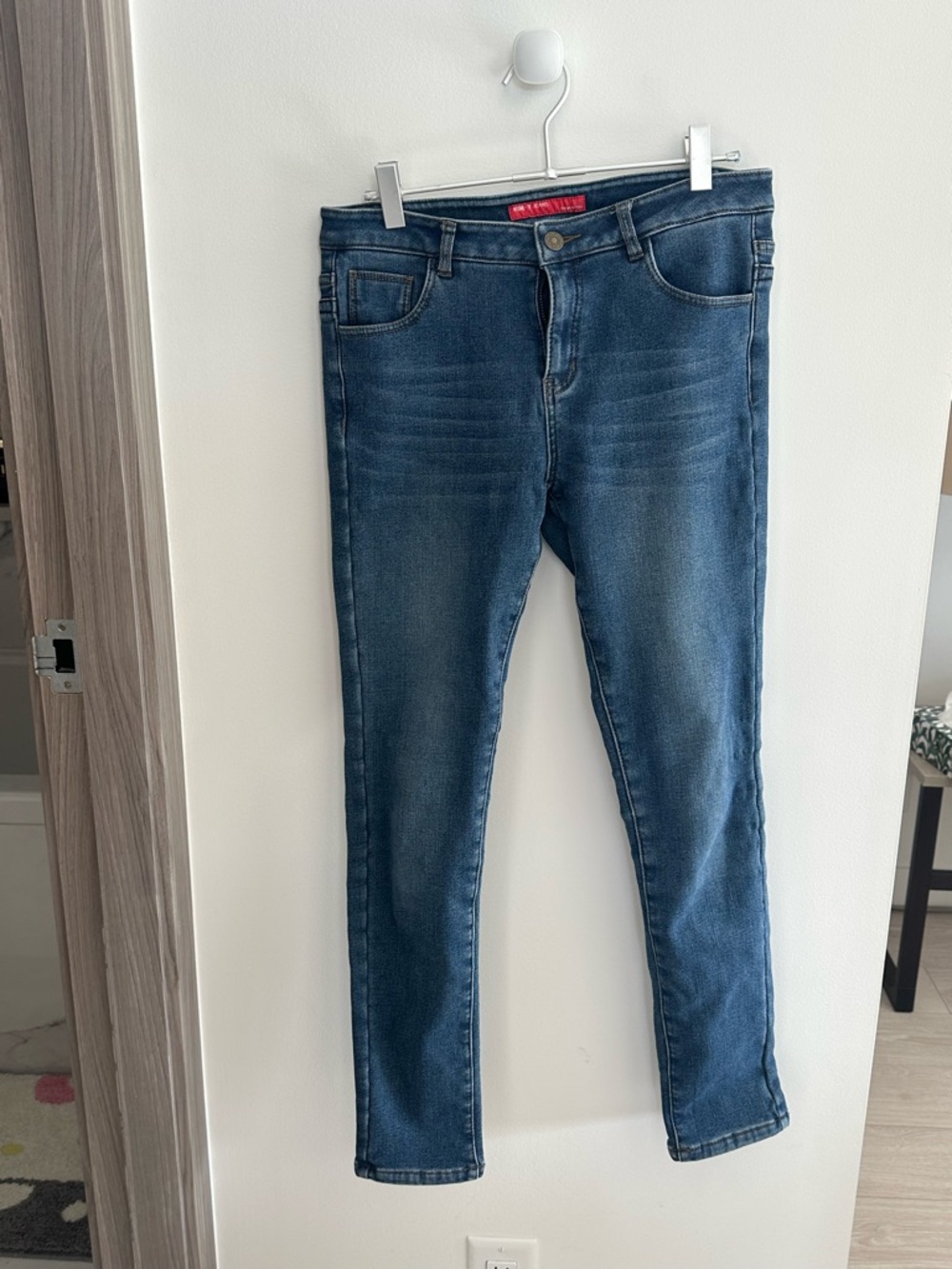 Classic Women's Dark Blue Skinny Jeans